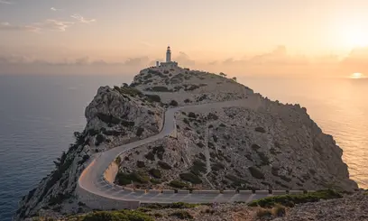 Spain: Culture, Art, and Flamenco Spain: Culture, Art, and Flamenco